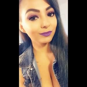 Meet your Posher, Reina